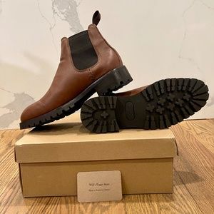 Will’s Vegan Store Insulated Waterproof Chelsea Boots US 8, EU39
